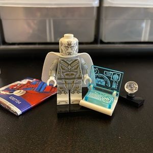 LEGO Marvel CMF - Vision